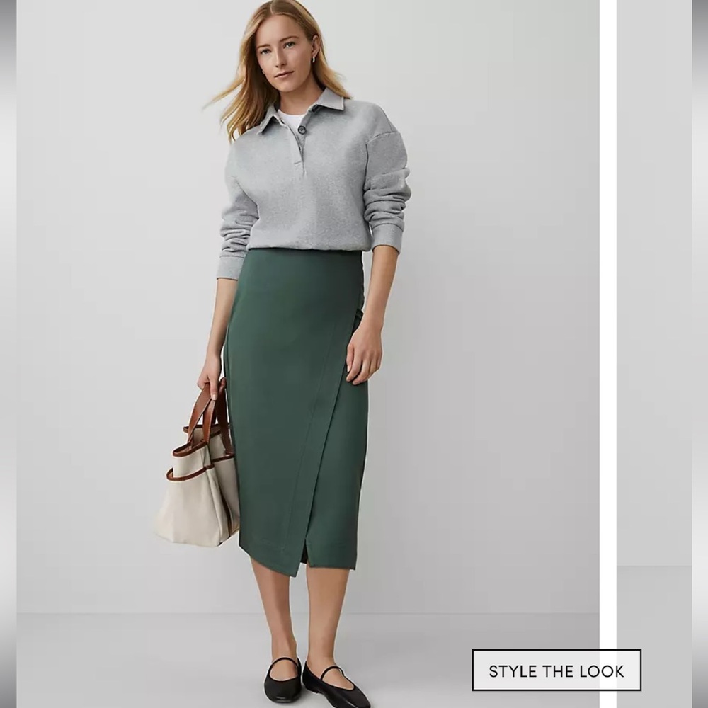 Ann Taylor Weekend Collection Effortless Midi Wrap Skirt, Green, size 0